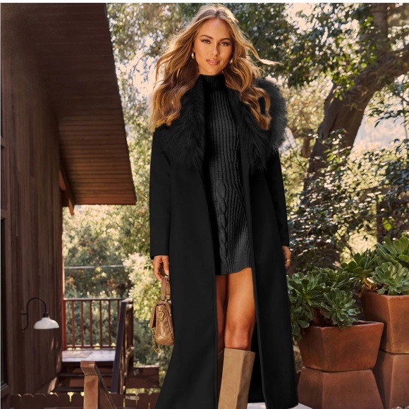 Zara Black long coat with Faux Fur Trim - Picture 2 of 6